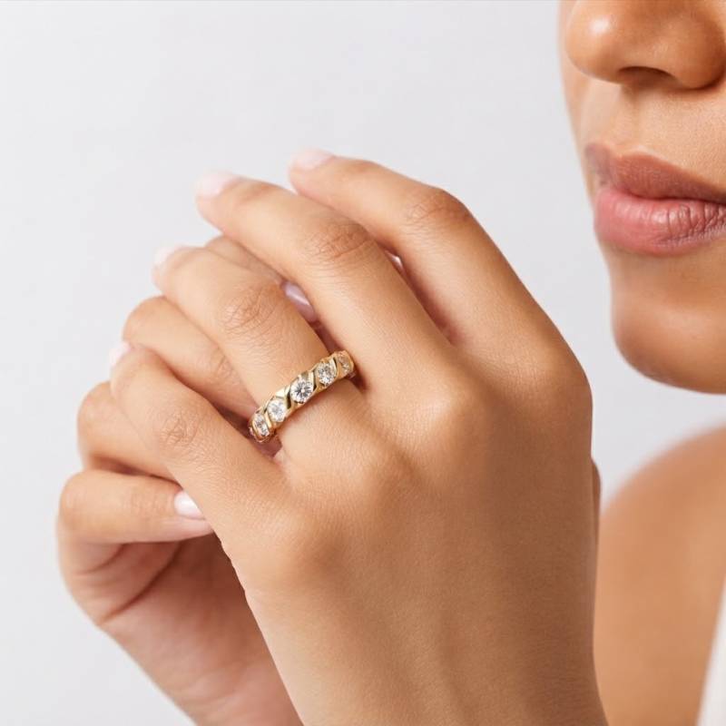 Round Diamond Bar Set Full Eternity Ring