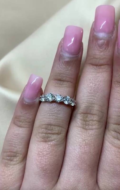 1.50ct VVS/F Lab Grown Round Cut Diamond Five Stone Ring in 18k White Gold