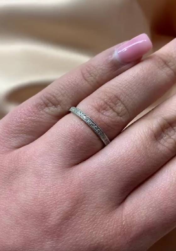 0.20ct VS/E-F Natural Round Cut Diamond Eternity Ring in Platinum