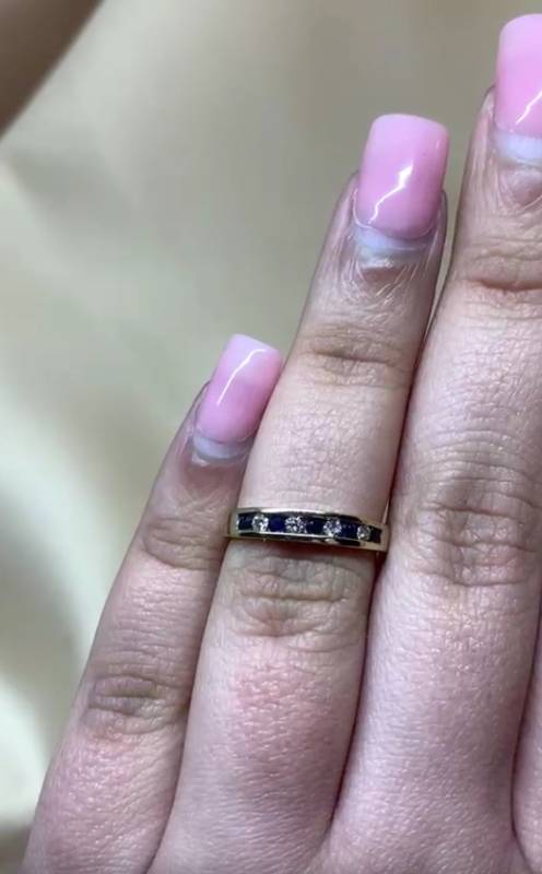 0.14ct VS/G-H Round Cut Blue Sapphire Gemstone Ring in 9k Yellow Gold