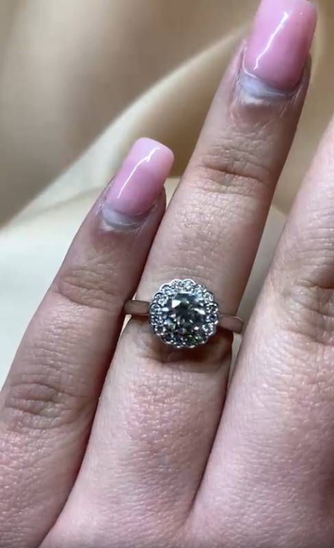 1.21ct VS/G-H Natural Round Cut Diamond Halo Ring in 18k White Gold