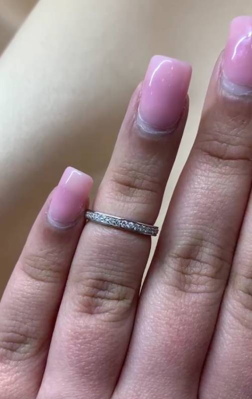 0.30ct VS/F-G Natural Round Cut Diamond Half Eternity Ring in 18k White Gold