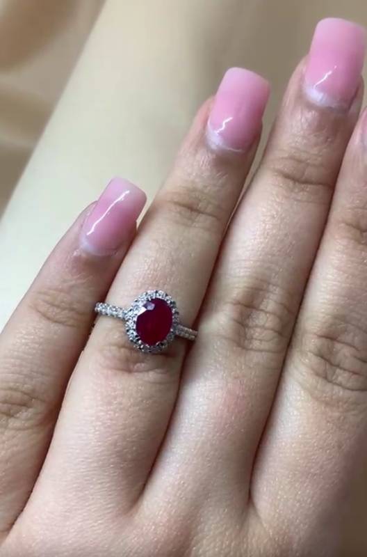 1.85ct VS/F-G Oval Cut Ruby Gemstone Halo Ring in 18k White Gold
