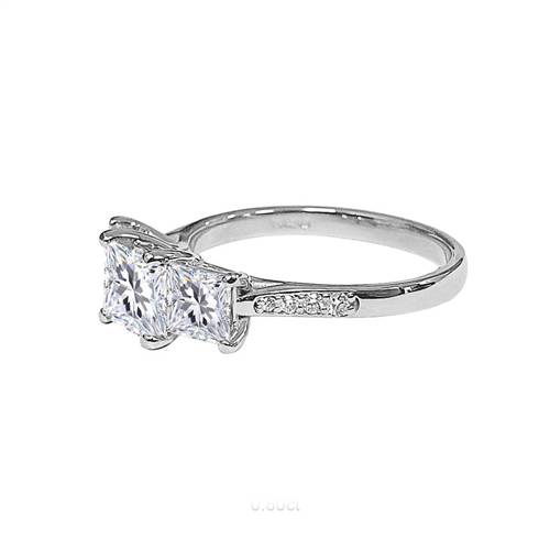 Graduated Princess Diamond Trilogy Ring W