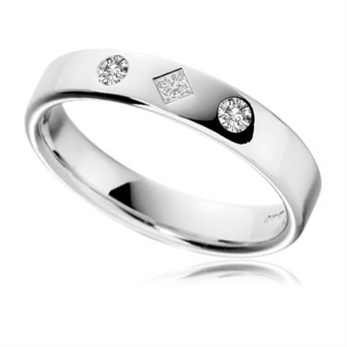 4mm Round & Princess Diamond Wedding Ring P