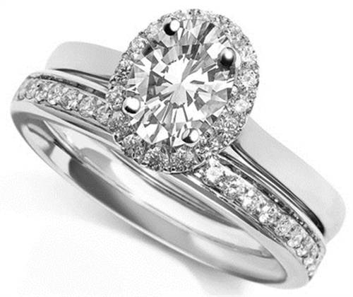 Oval Halo Engagement Ring With Matching Wedding Band - Diamond Heaven