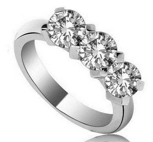 Traditional Round Diamond Trilogy Ring P