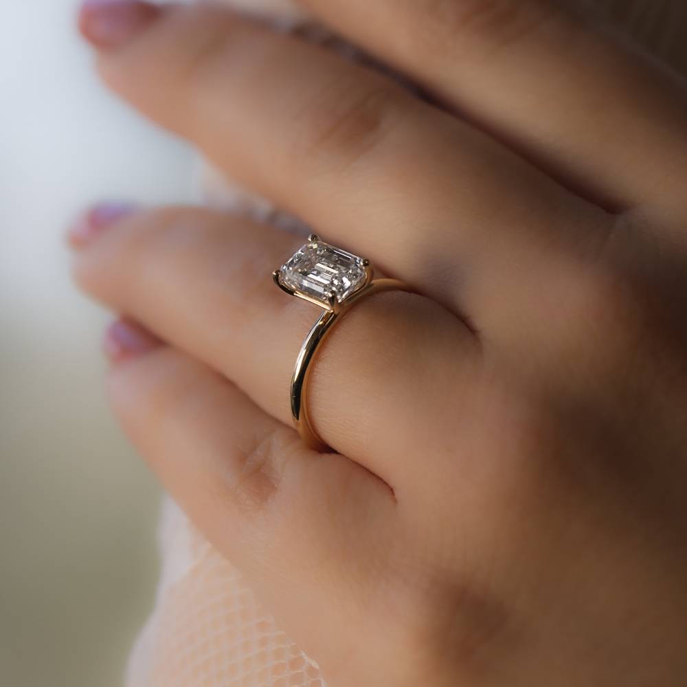 Emerald Diamond Engagement Ring W