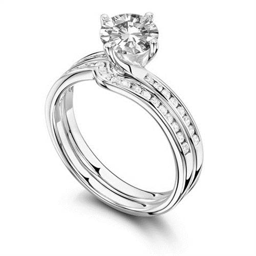 Round Diamond Shoulder Set Ring With Matching Band W
