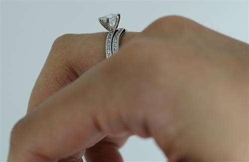 Princess Diamond Shoulder Set Ring With Matching Band W