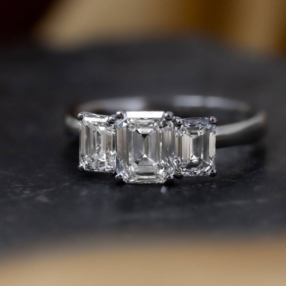 DHRX7055 Graduated Emerald Diamond Trilogy Ring W