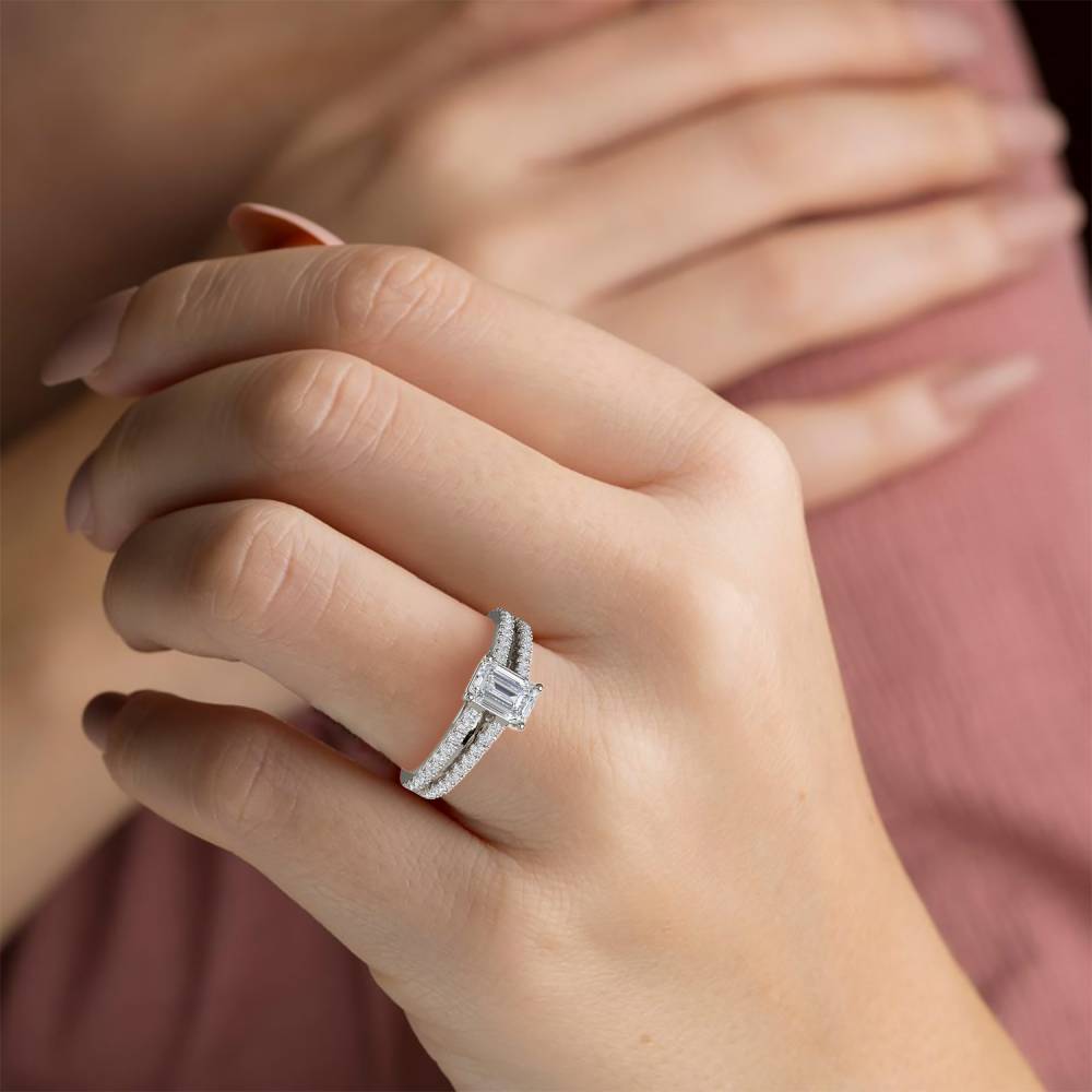 Emerald Diamond Split Shoulder Engagement Ring P