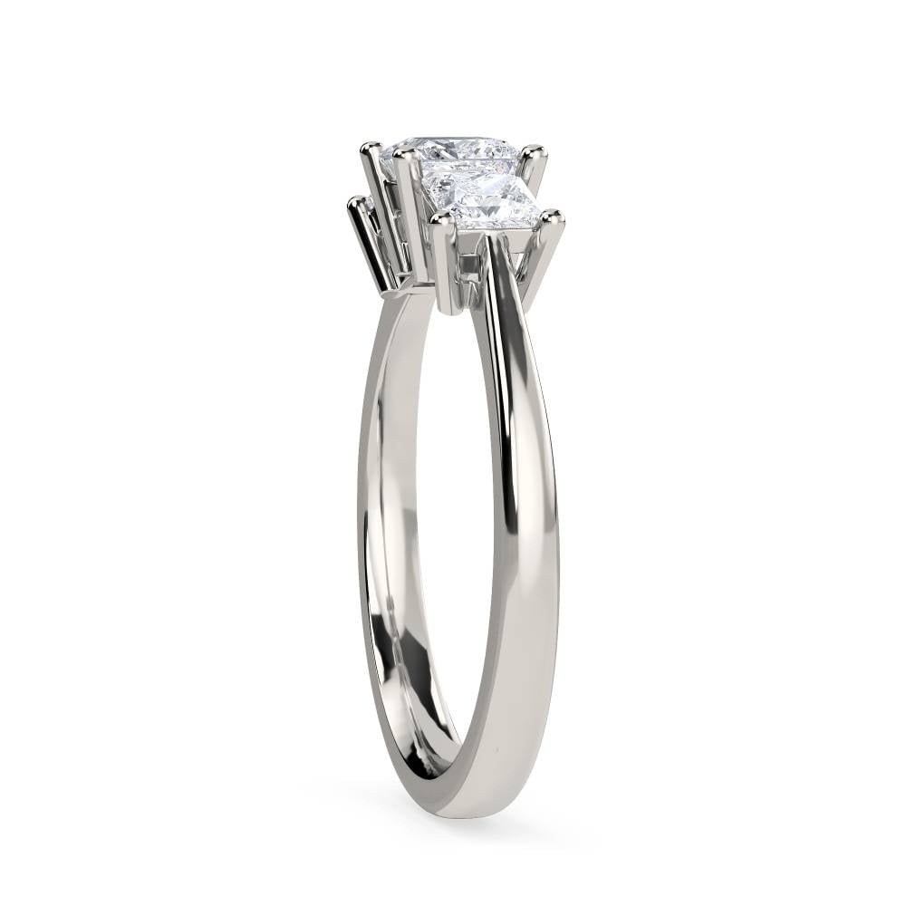 DHDOMR3142 Tapered Band Princess Diamond Trilogy Ring P