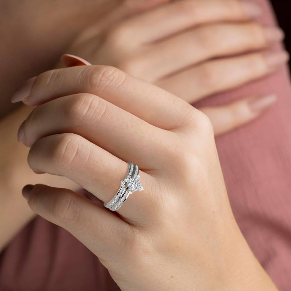 Princess Diamond Shoulder Set Ring With Matching Band P