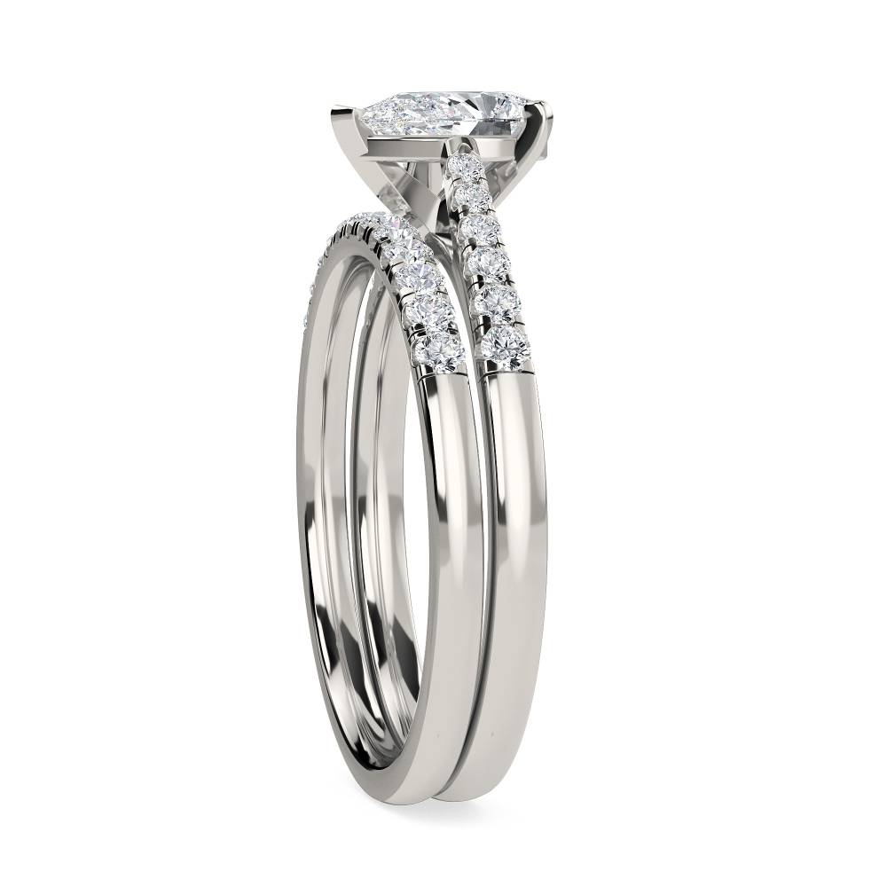 Pear Diamond Shoulder Set Ring With Matching Band P