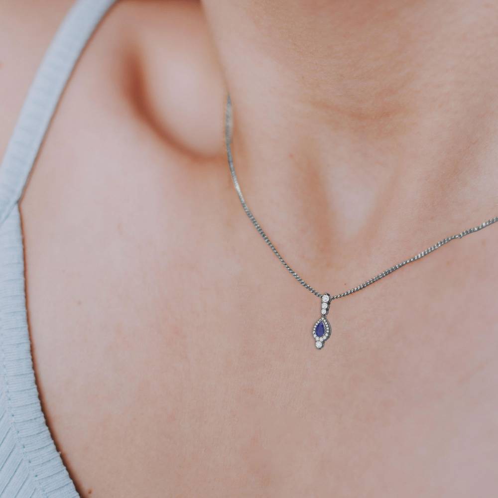 1.70ct Blue Sapphire Pear Pendant And Chain W