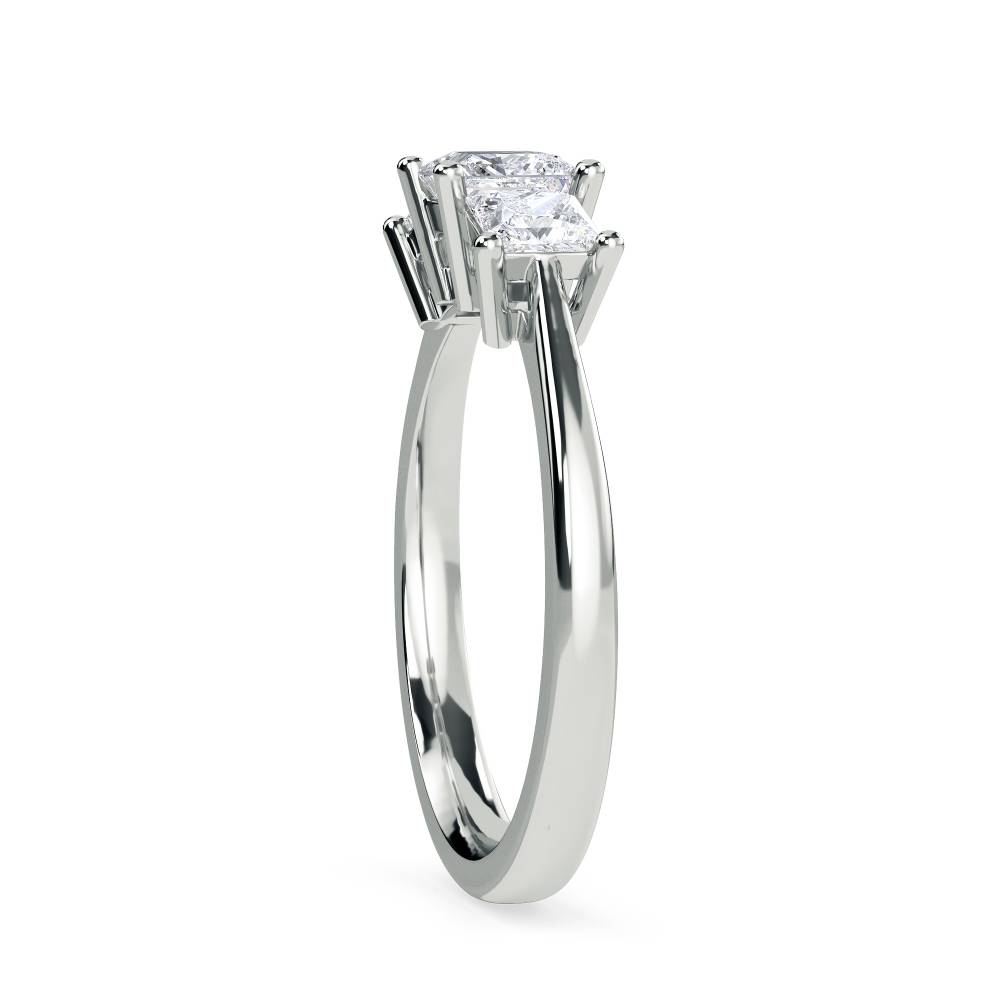 DHDOMR3142 Tapered Band Princess Diamond Trilogy Ring W