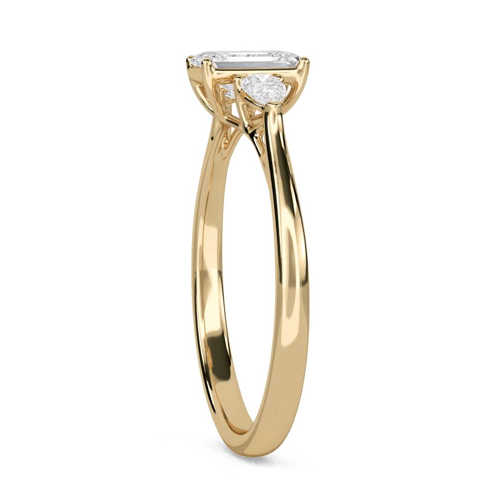 Elegant Emerald & Pear Diamond Trilogy Ring Y