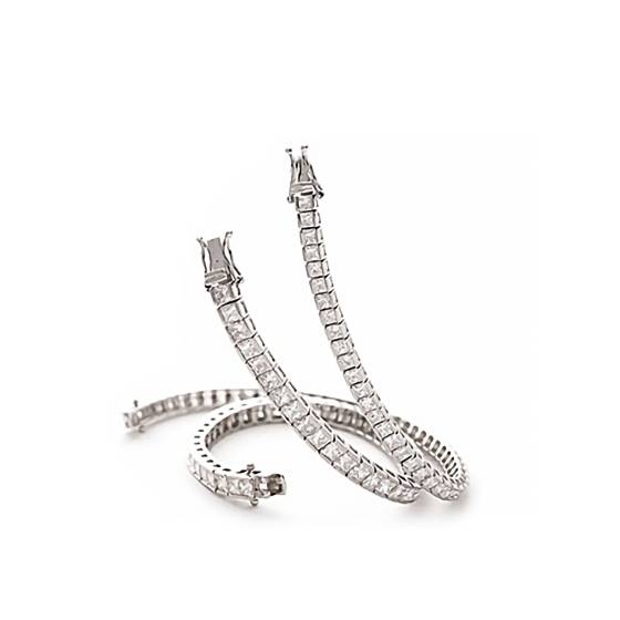 3.70ct VS/F-G 7 Lab Grown Inches Princess Diamond Tennis Bracelet in 18k White Gold