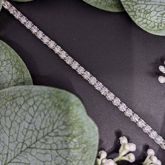 10.50ct VVS/D-E Lab Grown Round Diamond Tennis Bracelet in 9k Yellow Gold
