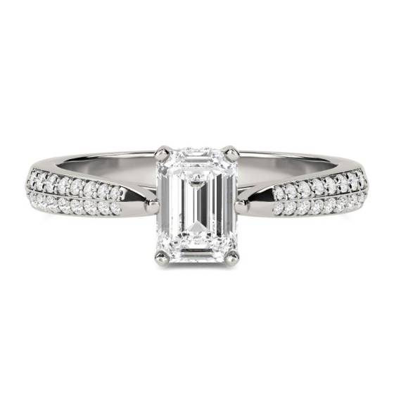 GIA Certified 0.85ct VVS1/E Knife Edge Emerald and Round Diamond Vintage Ring