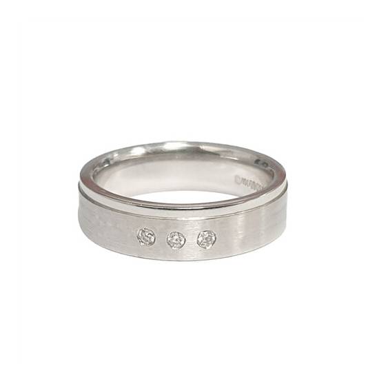 0.04ct VS/E-F Three Stone Natural Round Cut Diamond Bezel Set Wedding Ring in 18k White Gold