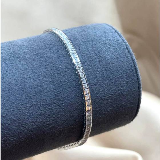 3.45ct VS/F Natural Princess Cut Diamond 7 Inches Tennis Bracelet in 18k White Gold