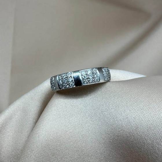 0.30ct VS/F-G Round Cut Natural Diamond Set Wedding Ring