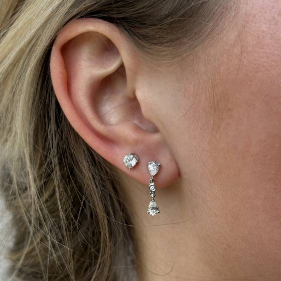 0.97ct SI/F-G Pear Cut Natural Diamond Drop Earrings