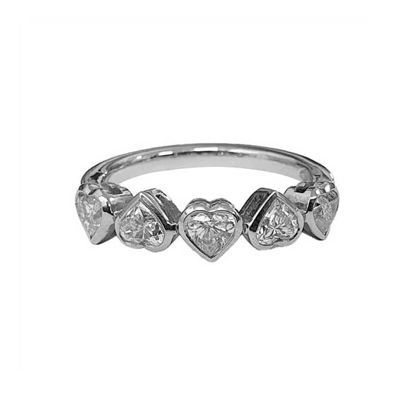 0.96ct VS/F-G Natural Heart Cut 5 Stone Diamond Ring in Platinum