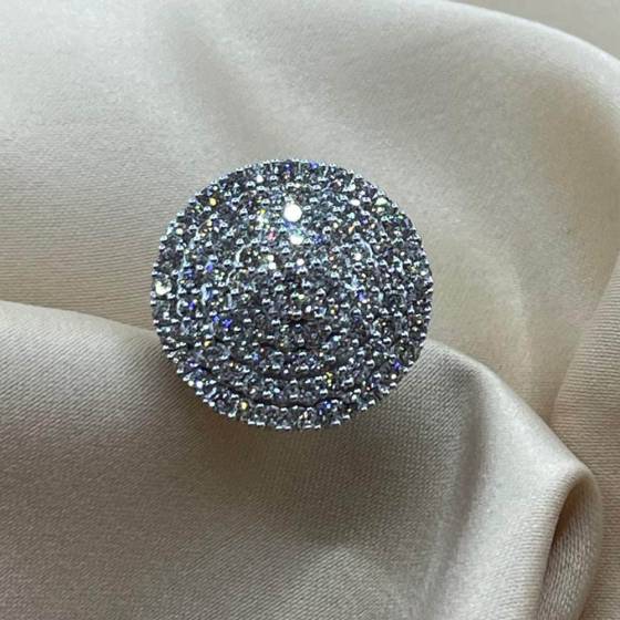 3.06ct VS/G-H Natural Round Cut Diamond Designer Ring in 9k White Gold