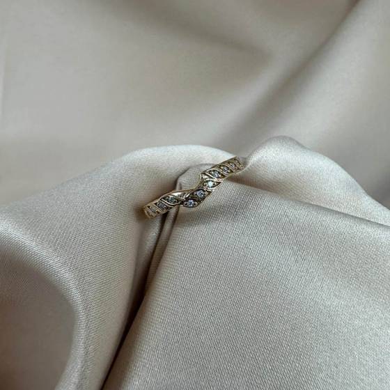 0.91ct VS/E-F Round Cut Natural Diamond Shaped Wedding Ring