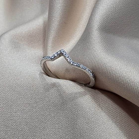 0.25ct VS/F-G Round Cut Natural Diamond Shaped Wedding Ring