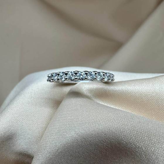 0.75ct VS/F-G Round Cut Natural Diamond Half Eternity Ring