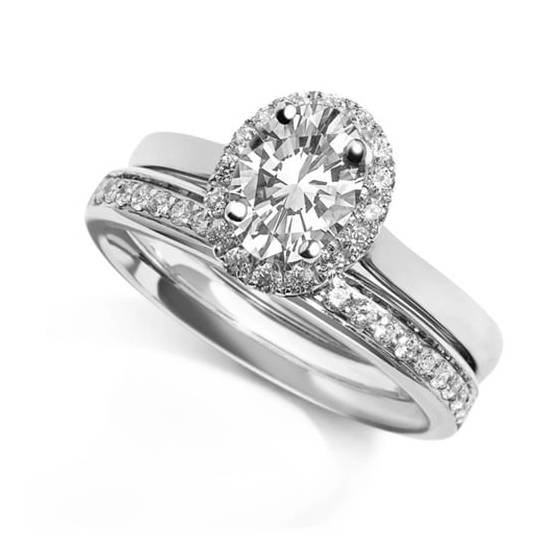 1.00ct SI2/E Natural Oval cut Diamond Bridal Set Ring in Platinum