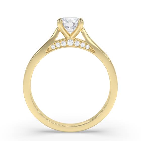 Elegant Round Diamond Engagement Ring