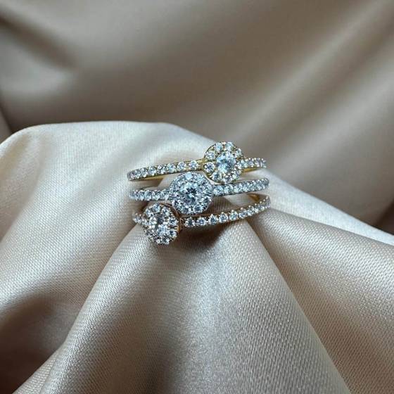 0.90ct VVS/F-G Round Cut Natural Diamond Halo Ring