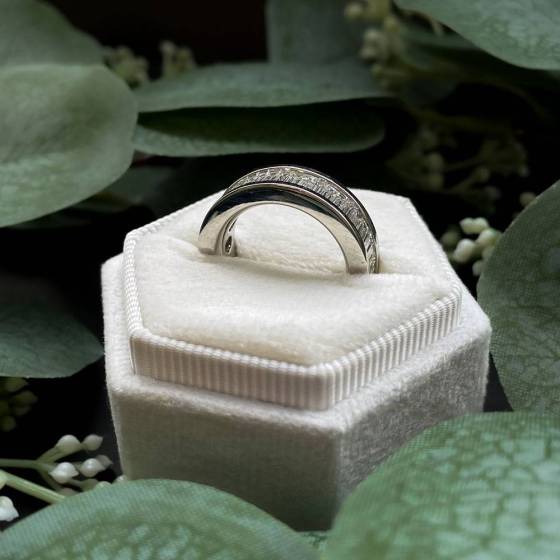 3.00ct VS/E-F Natural Baguette Cut Diamond Half Channel Eternity Ring in Platinum