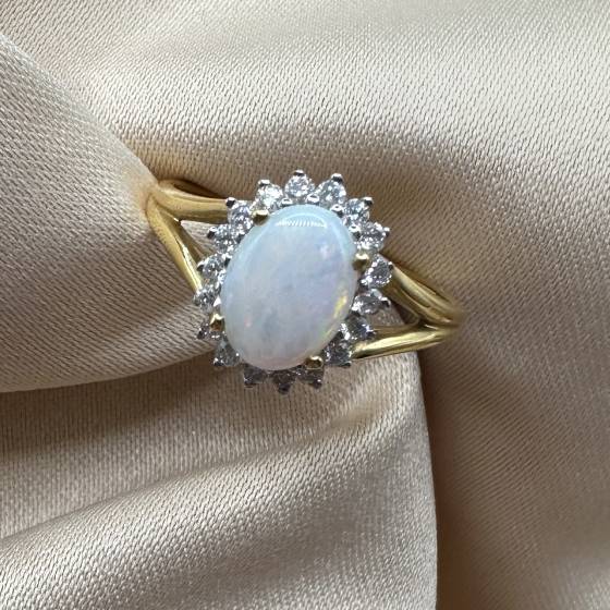 1.00ct VS/F Oval Cut Aquamarine Gemstone Split Halo Ring in 18k Yellow Gold