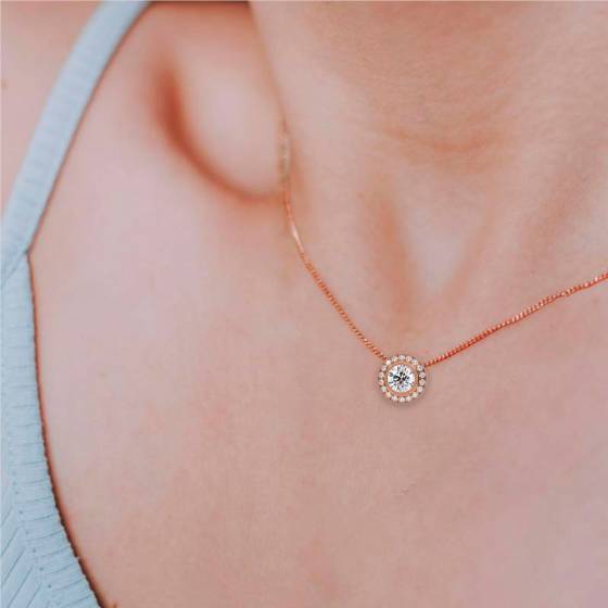 Round Diamond Single Halo Pendant
