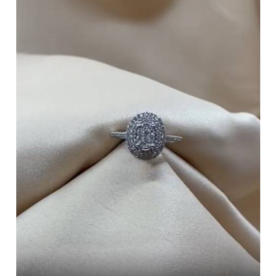 0.25ct VS/F Natural Round Cut Diamond Halo Ring in 18k White Gold
