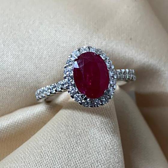 1.85ct VS/F-G Oval Cut Ruby Gemstone Halo Ring in 18k White Gold