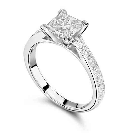 1.00ct SI1/H Natural Princess Diamond Shoulder Set Ring in Platinum