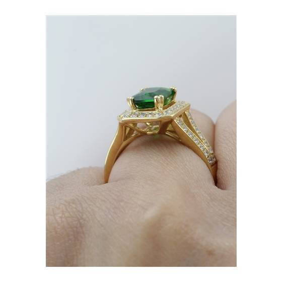 Emerald and Diamond Single Halo Shoulder Set Ring