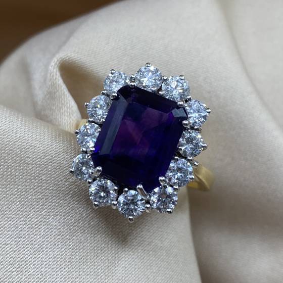 5.97ct VS/F Emerald Cut Blue Sapphire Gemstone Halo Ring in 18k Yellow/White Gold