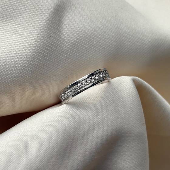 0.30ct VS2/E-F Round Cut Natural Diamond Wedding Ring