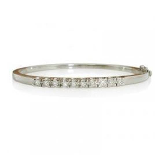 1.00ct VS/F-G Oval Shaped Princess Lab Grown Diamond Set Bangle