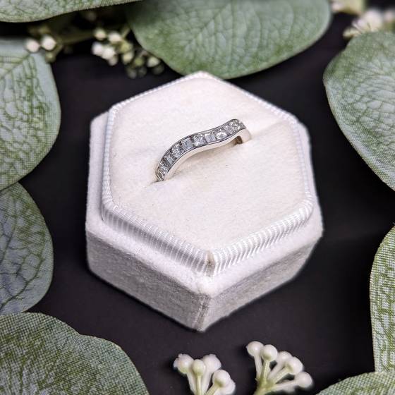 1.00ct VVS/D-E Round and Natural Baguette Diamond Designer Ring in 18k White Gold