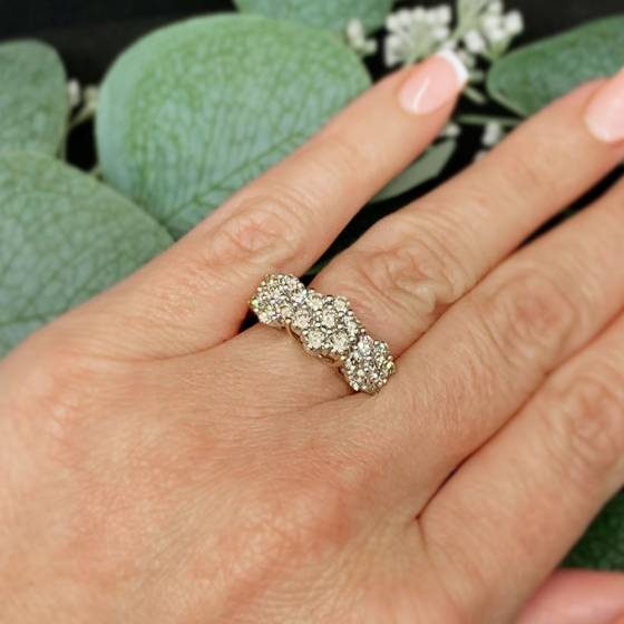 1.52ct VS/F-G Natural Diamond Trilogy Ring in 9k Yellow Gold