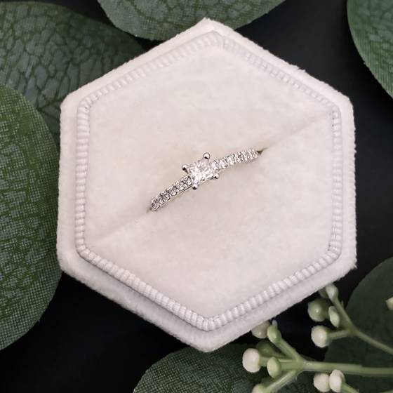 0.41ct VS2/G Princess and Natural Round Diamond Shoulder Set Engagement Ring in 18k White Gold